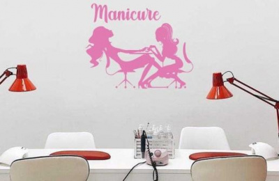 Наклейка на стену "Маникюр" для дома, салона. Розовый